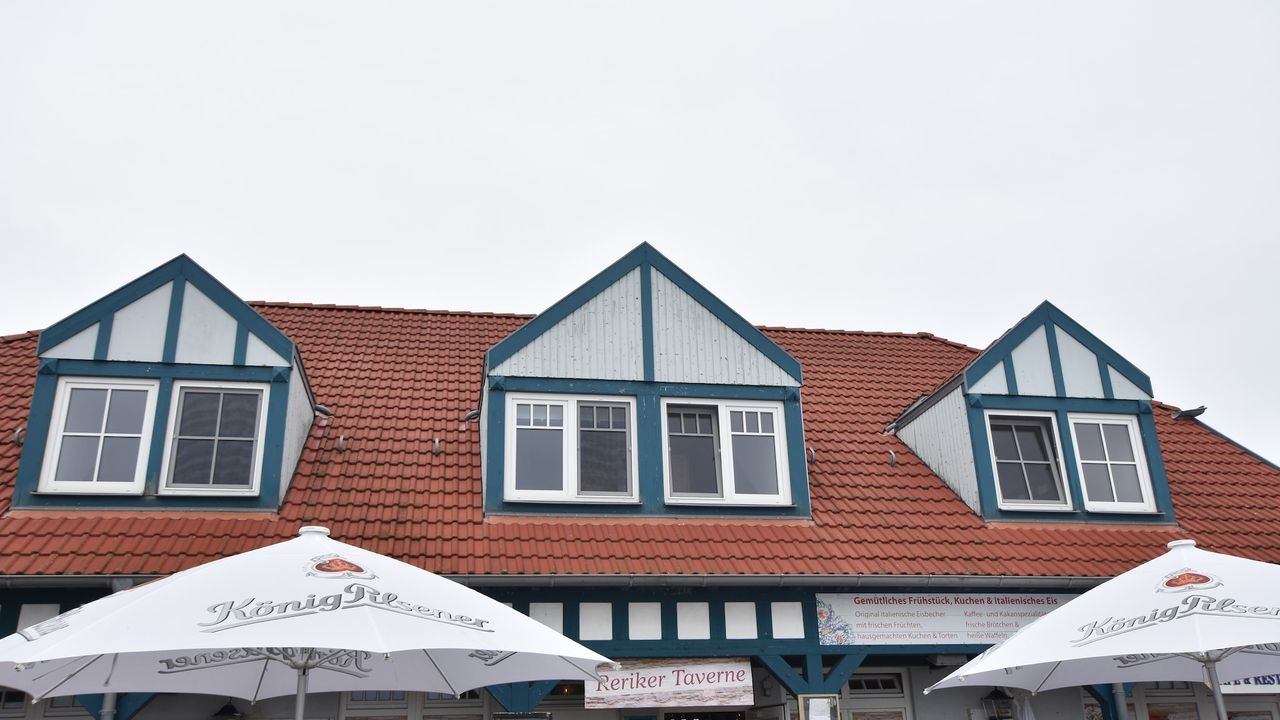 ExteriorSummer ExteriorSummer